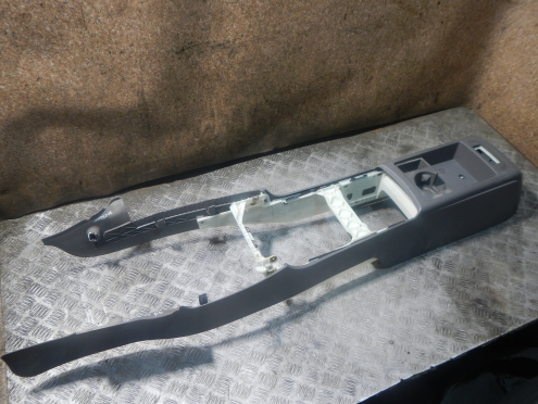 Фотография Консоль, Audi (Ауди)-A6 (C6) (05-11)