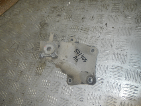 Кронштейн двигателя правый, Audi (Ауди)-A6 (C6) (05-11)