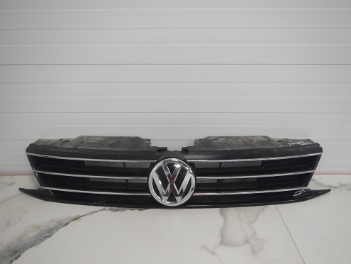 Фотография Решетка радиатора, Volkswagen (Фольксваген)-JETTA (11-18)