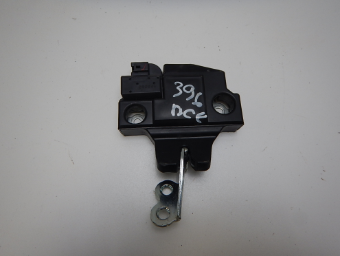 Замок багажника, Toyota (Тойота)-CAMRY 70 (17-)
