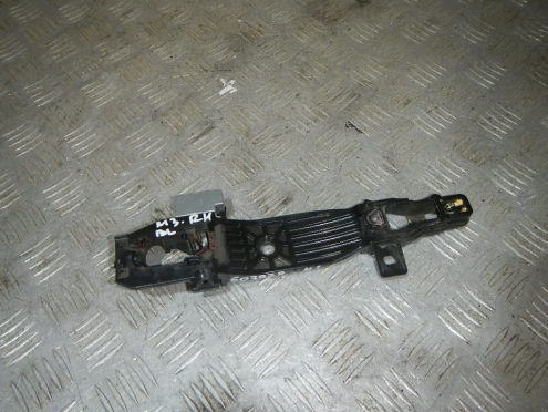 Кронштейн ручки, Mazda (Мазда)-3 (BL) (09-13)