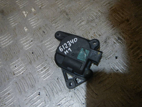 Моторчик заслонки отопителя, Hyundai (Хендэ)-GRAND STAREX/H1 (07-)