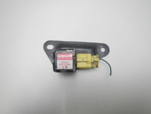 Фотография Датчик AIR BAG, Nissan (Ниссан)-MARCH (02-)