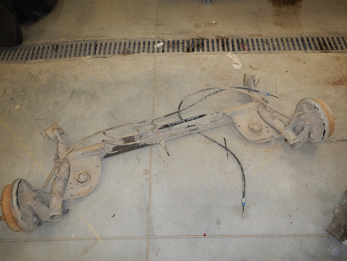 Фотография Балка задняя, Renault (Рено)-LOGAN (05-)