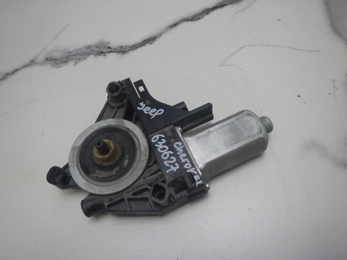 Фотография Моторчик стеклоподъемника, Jeep (Джип)-CHEROKEE (13-)