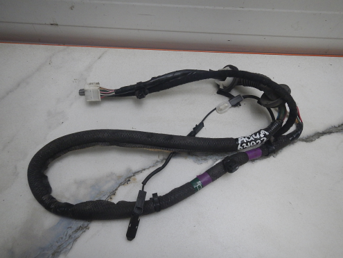 Фотография Проводка (коса), Toyota (Тойота)-AQUA (11-21)