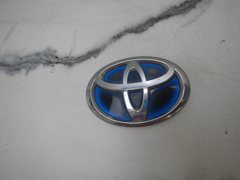 Фотография Эмблема на крышку багажника, Toyota (Тойота)-AQUA (11-21)