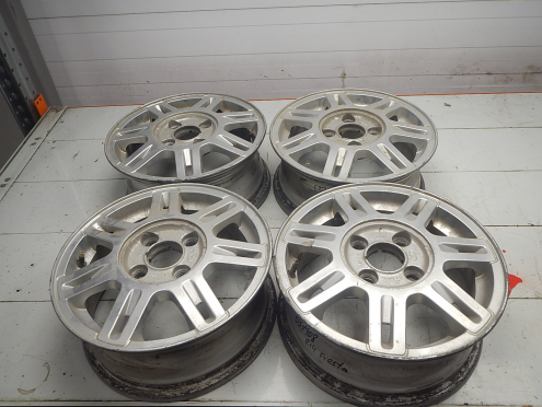 Фотография Комплект дисков литых