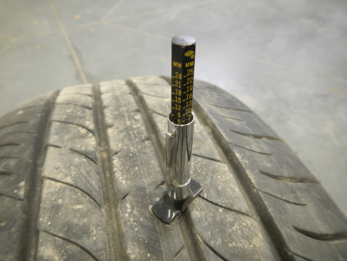 Фотография Шина летняя