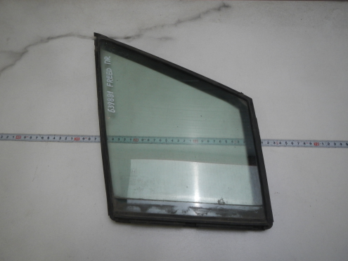 Фотография Стекло двери передней правой (форточка), Honda (Хонда)-FREED (08-16)