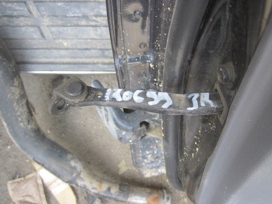 Ограничитель двери, Hyundai (Хендэ)-ACCENT (00-)