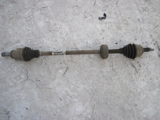 Полуось (привод в сборе) передняя правая, Renault (Рено)-SANDERO (09-)