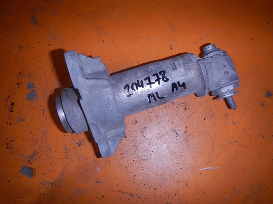 Кронштейн усилителя бампера переднего, Audi (Ауди)-А4 (B6) (00-04)