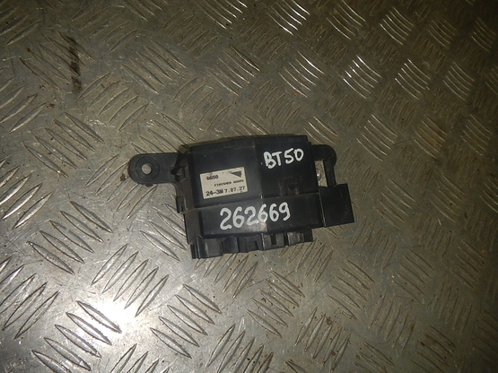 Блок предохранителей, Mazda (Мазда)-BT-50 (06-)