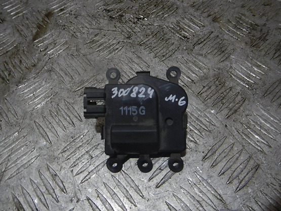 Моторчик заслонки отопителя, Mazda (Мазда)-6 (GH) (07-)