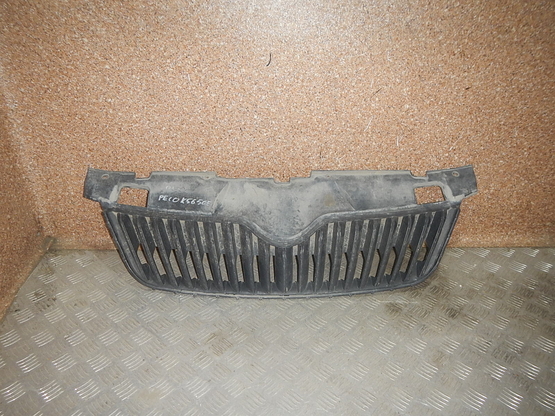 Решетка радиатора, Skoda (Шкода)-FABIA (07-)