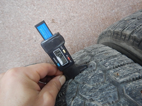 Комплект шин зимних, R17 225\65 (Yokohama, Ice Guard F700Z) авторазбор, Фото 3