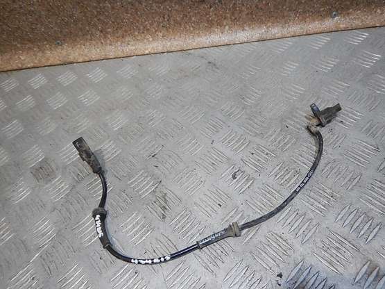 Датчик ABS задний, Renault (Рено)-SANDERO (09-)