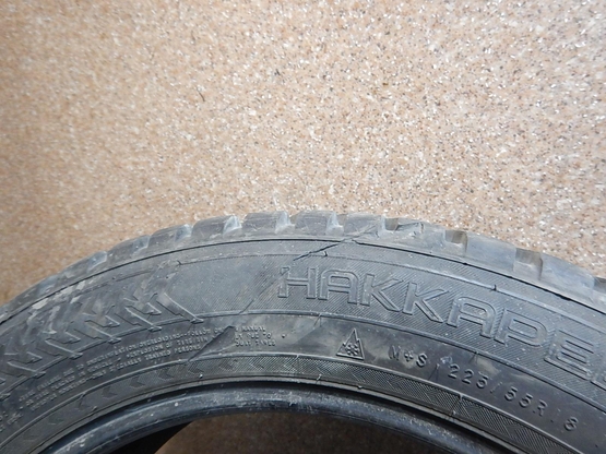 Шина зимняя, R18 225\55 (Nokian Tyres, Hakkapeliitta 8) авторазбор, Фото 3