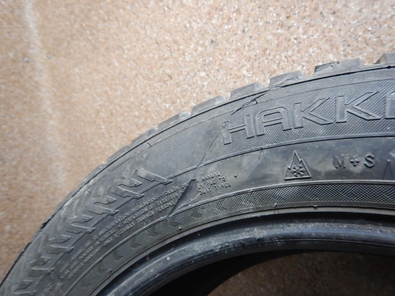 Шина зимняя, R18 225\55 (Nokian Tyres, Hakkapeliitta 8) авторазбор, Фото 4