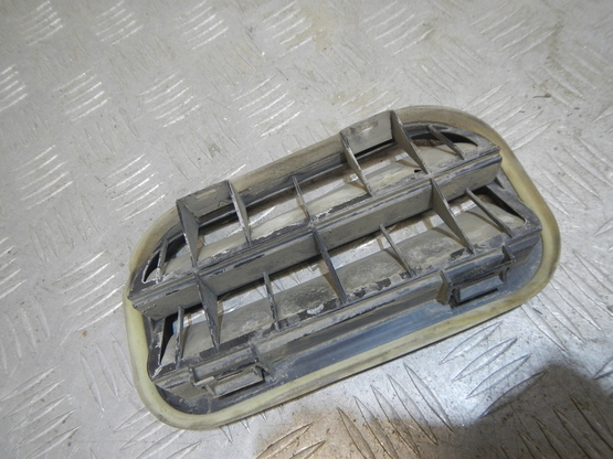 Решетка вентиляционная, Ford (Форд)-C-MAX (03-11) авторазбор, Фото 2