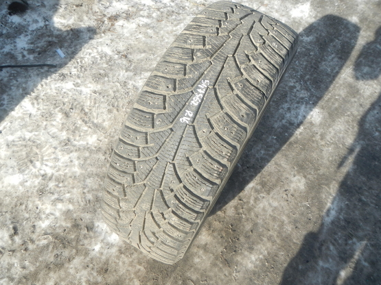 Шина зимняя, R16 215\60 (Nokian Tyres, Hakkapeliitta 5)