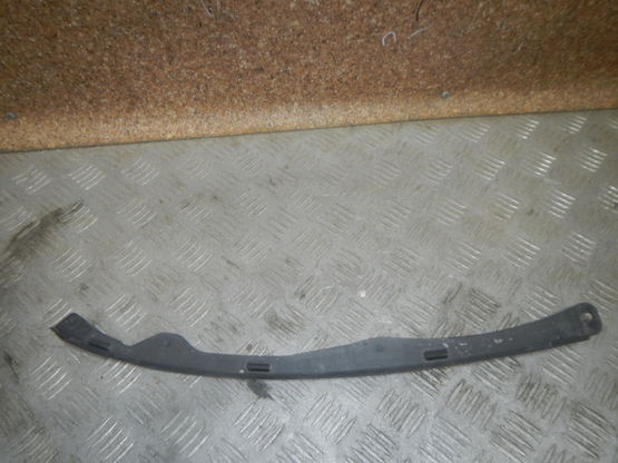 Накладка (кузов внутри), Audi (Ауди)-A4 (B9) (15-)