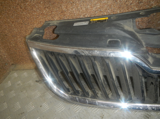 Решетка радиатора, Skoda (Шкода)-RAPID (12-) авторазбор, Фото 5