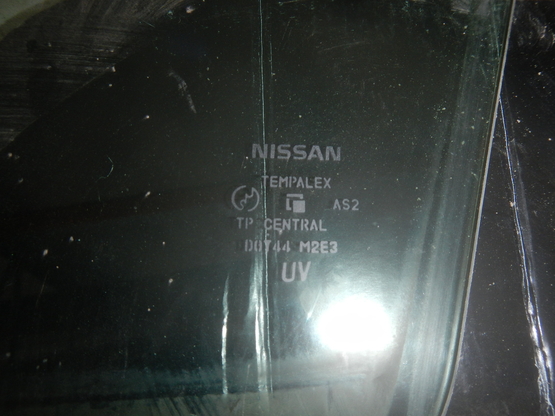 Стекло двери передней правой, Nissan (Ниссан)-SUNNY (B15) (98-04) авторазбор, Фото 2