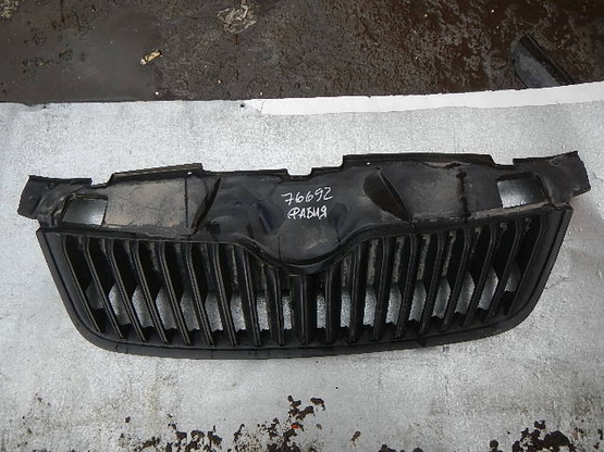 Решетка радиатора, Skoda (Шкода)-FABIA (07-)