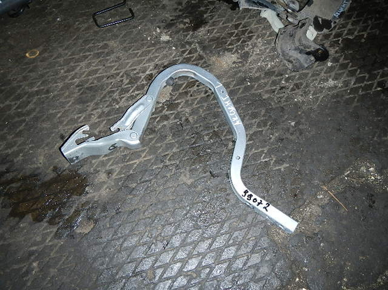 Петля крышки багажника, Hyundai (Хендэ)-ACCENT (00-)