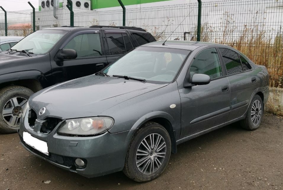    Nissan Almera   2005