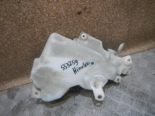 Бачок омывателя лобового стекла, ГРУЗОВЫЕ АВТОМОБИЛИ-HINO 300 Фотография Бачок омывателя лобового стекла, ГРУЗОВЫЕ АВТОМОБИЛИ-HINO 300